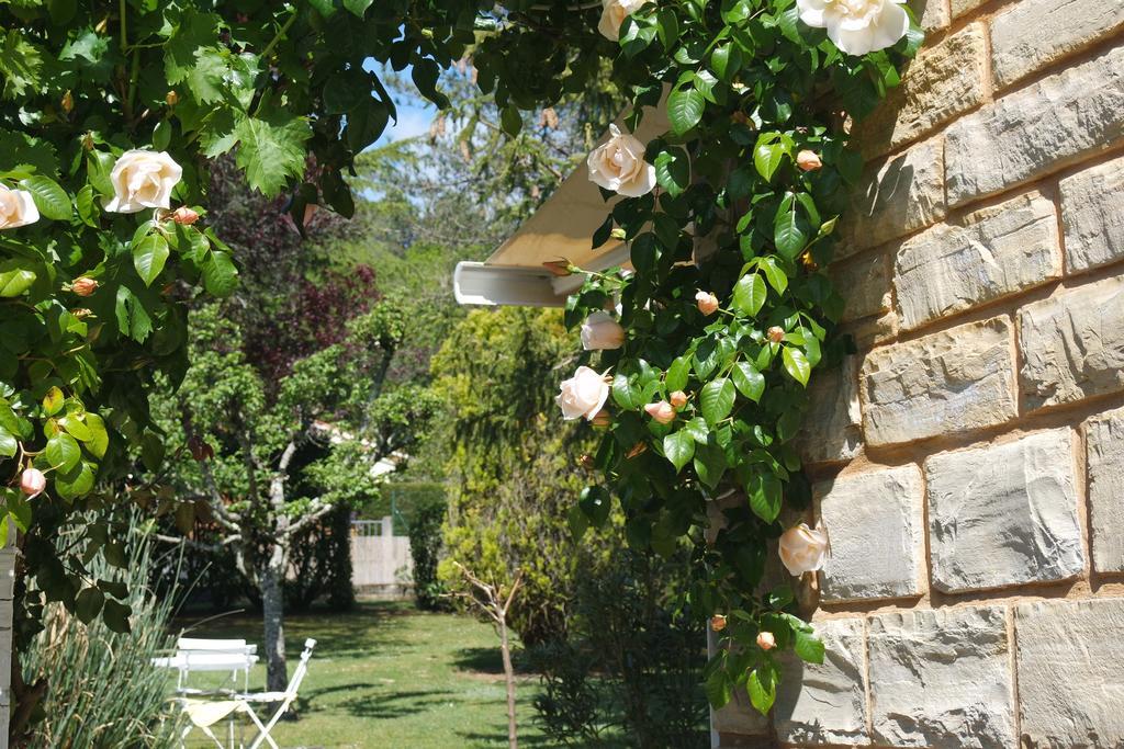 Le Balcon Des Jasses Acomodação com café da manhã Espere Exterior foto