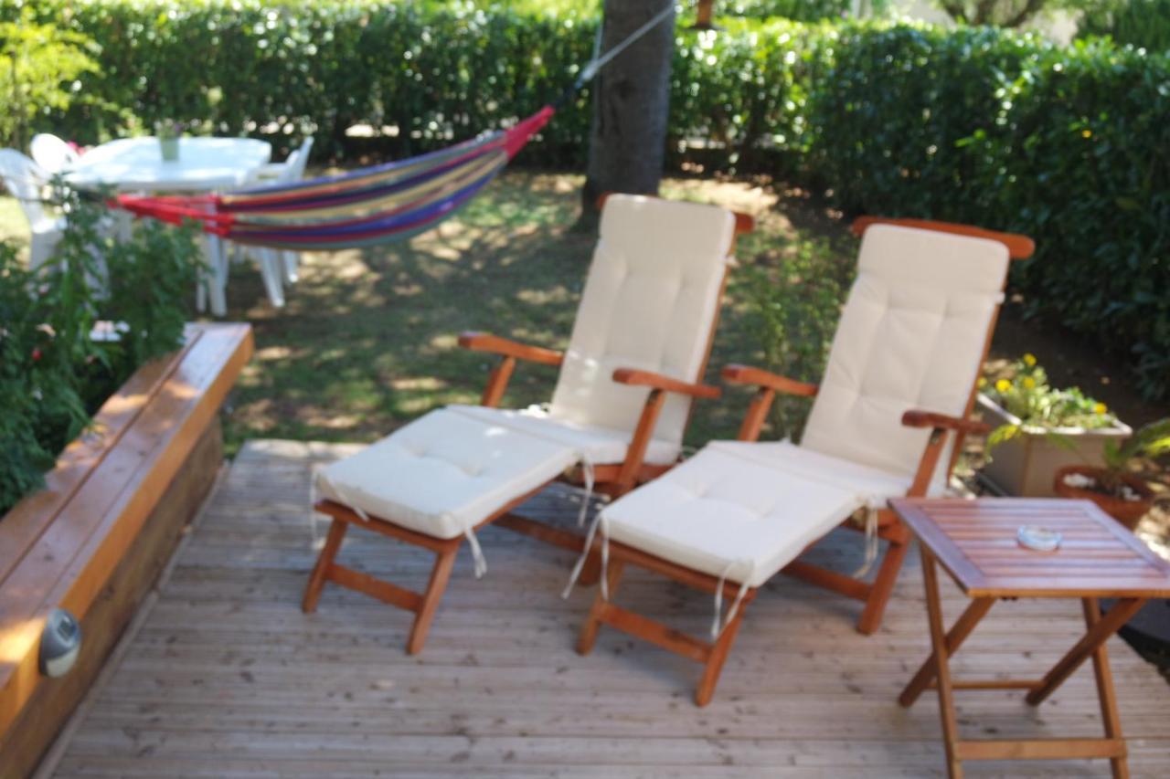 Le Balcon Des Jasses Acomodação com café da manhã Espere Exterior foto